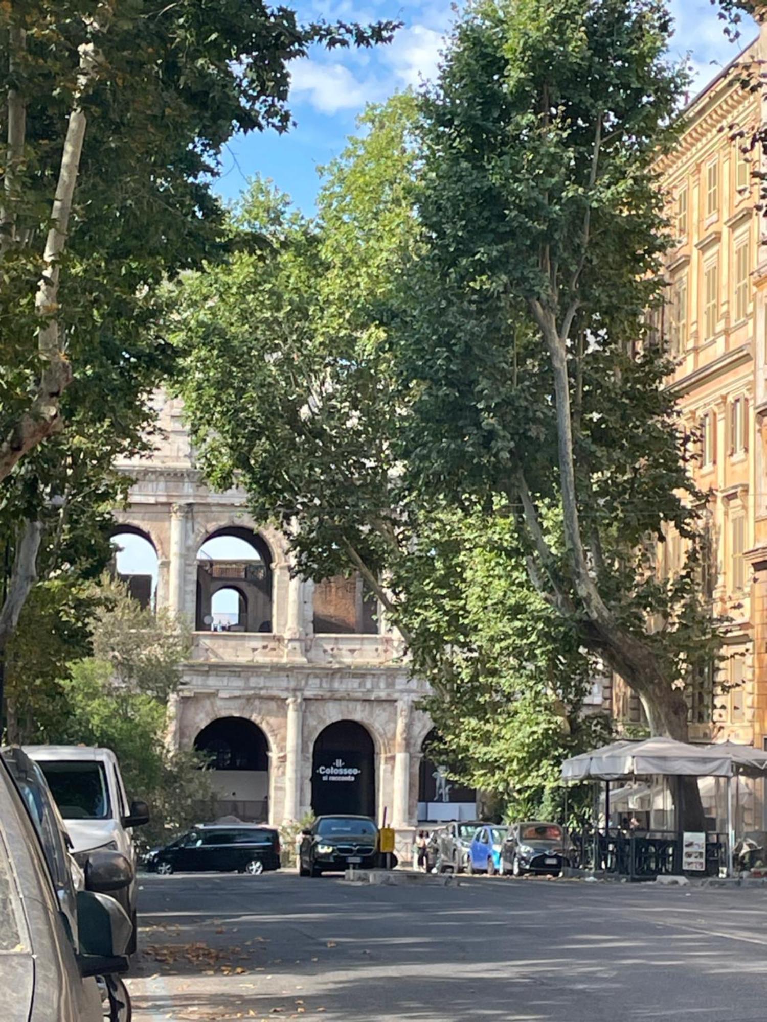 Al Parco Del Colosseo * Rom
